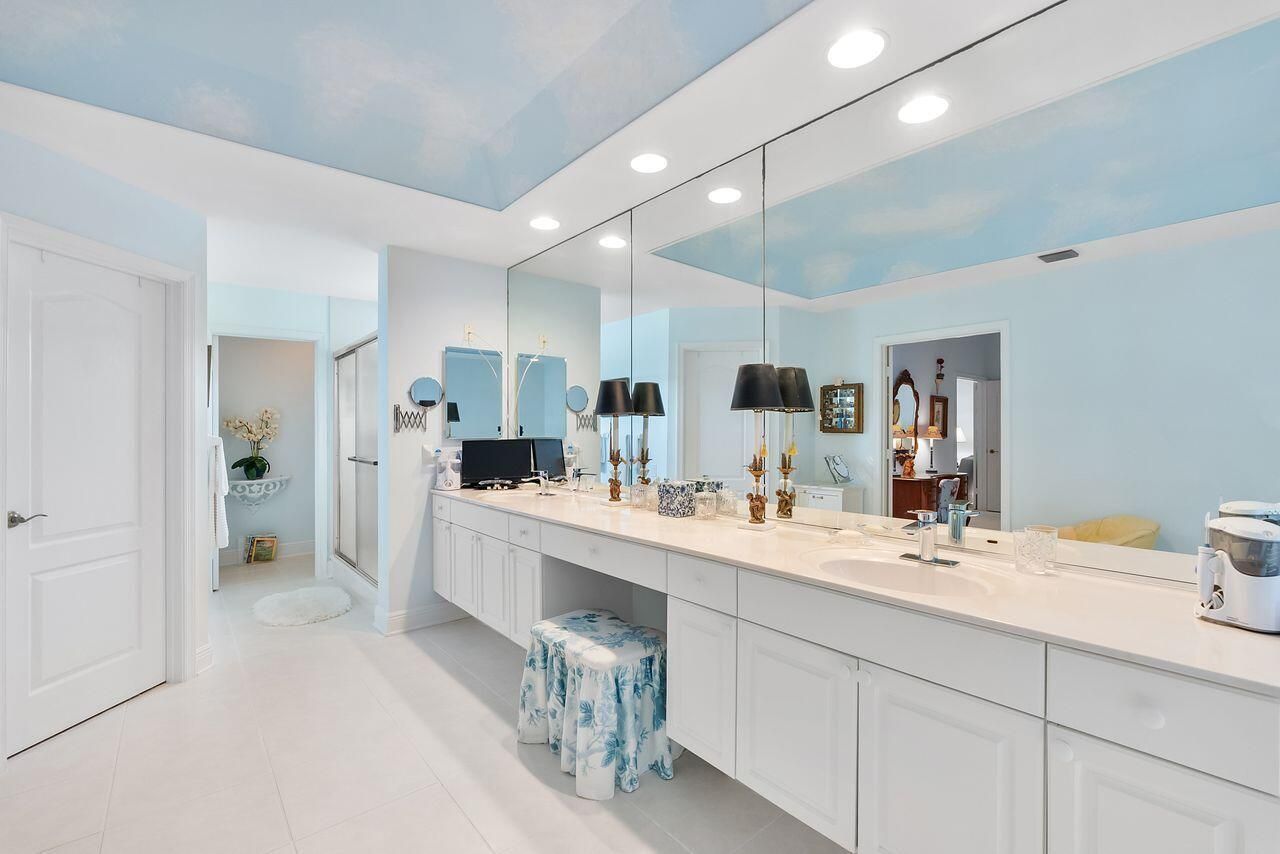 152 Oakwood Lane, Palm Beach Gardens, FL 33410 Photo