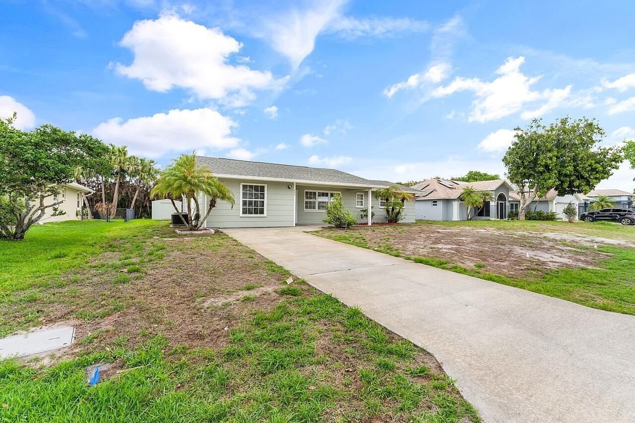 443 Azine Terrace, Sebastian, FL 32958 Photo