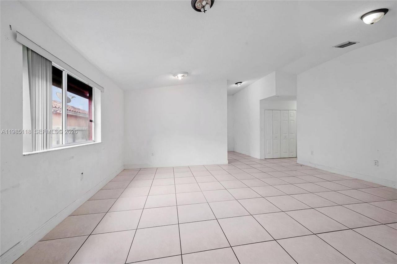 12418 SW 230th St , Miami, FL 33170 Photo