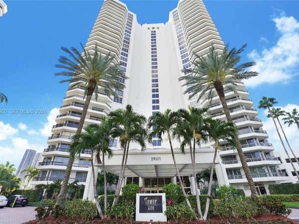 19101 NE 36th Ct, Unit 705, Aventura, FL 33180