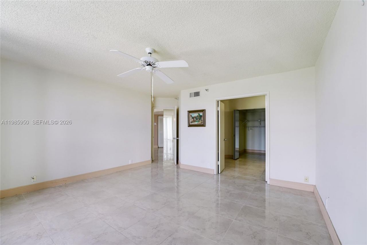 19101 NE 36th Ct, Unit 705, Aventura, FL 33180 Photo