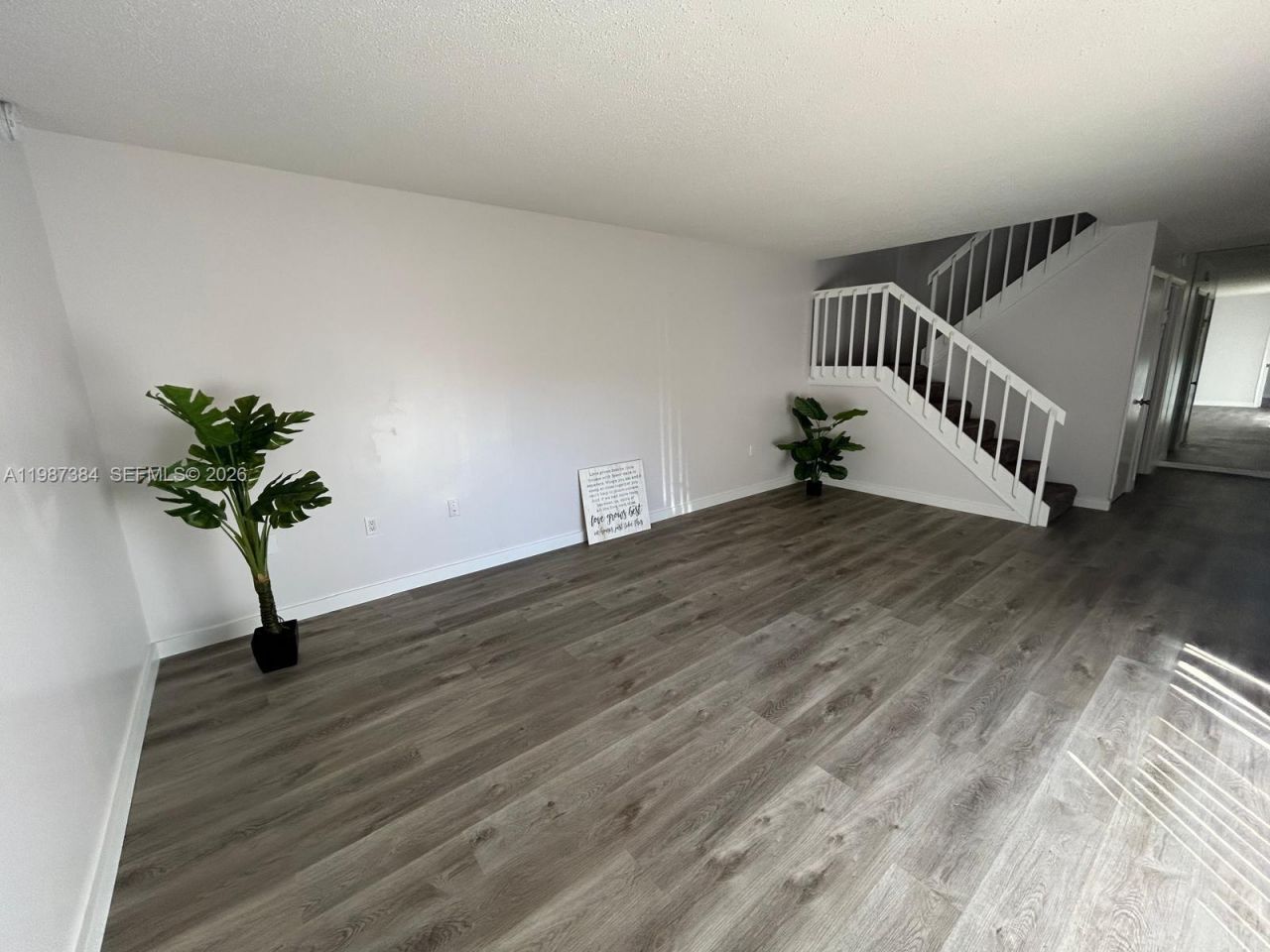 1700 Embassy Dr, Unit 204, West Palm Beach, FL 33401 Photo