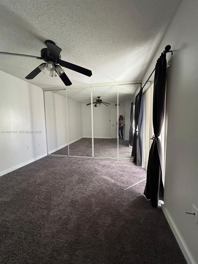 1700 Embassy Dr, Unit 204, West Palm Beach, FL 33401 Photo