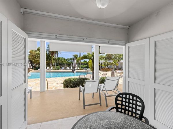 5055 Collins Ave , Unit CAB14, Miami Beach, FL 33140