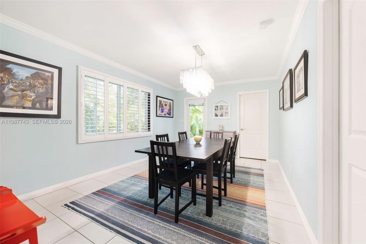 809 Angelo Ave , Coral Gables, FL 33134 Photo