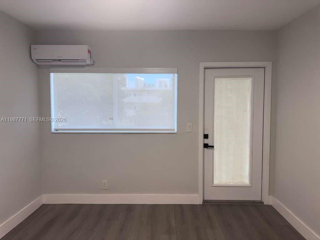 455 Golden Isles Dr, Unit 203, Hallandale Beach, FL 33009 Photo