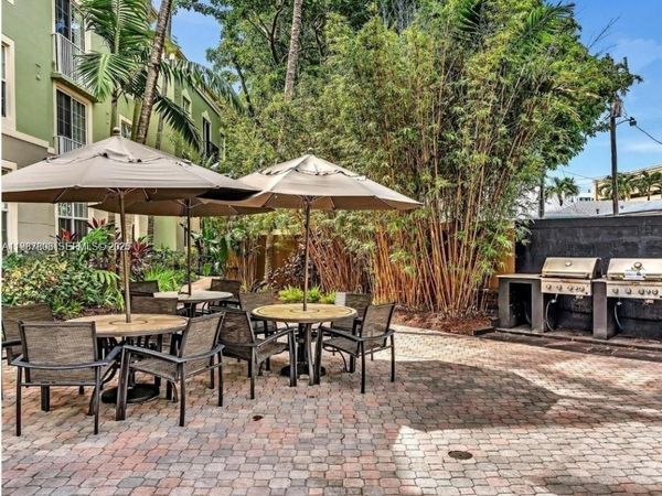 1919 Van Buren St, Unit 111A, Hollywood, FL 33020