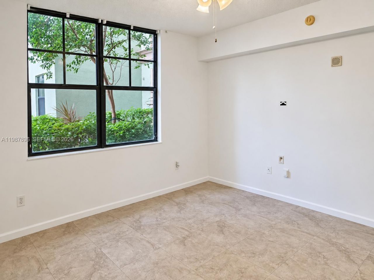 1919 Van Buren St, Unit 111A, Hollywood, FL 33020 Photo