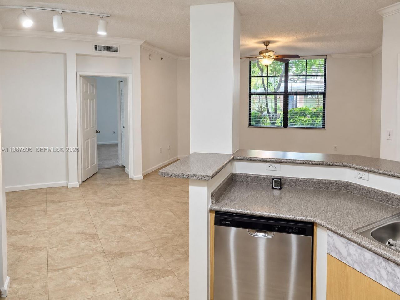 1919 Van Buren St, Unit 111A, Hollywood, FL 33020 Photo