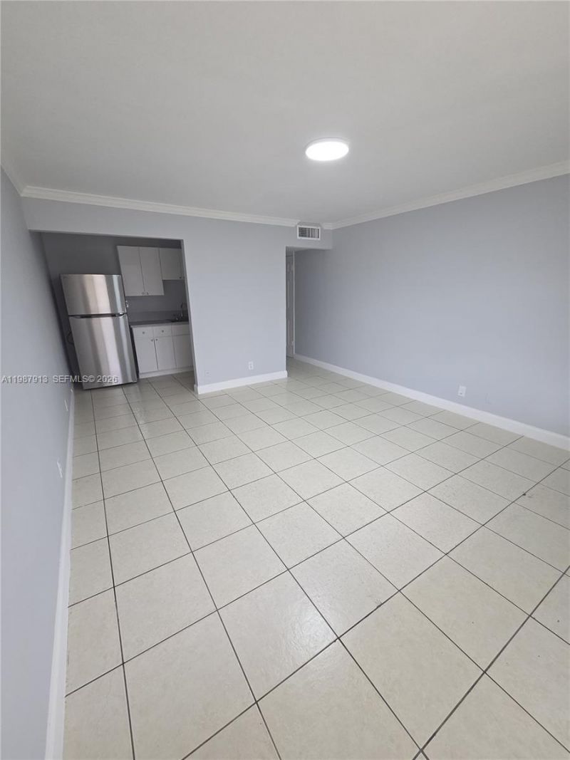 11005 SW 1st St , Unit 206, Sweetwater, FL 33174 Photo