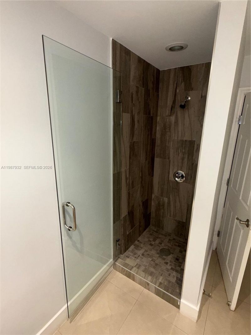 8119 NW 33rd St, Unit 8119, Doral, FL 33122 Photo