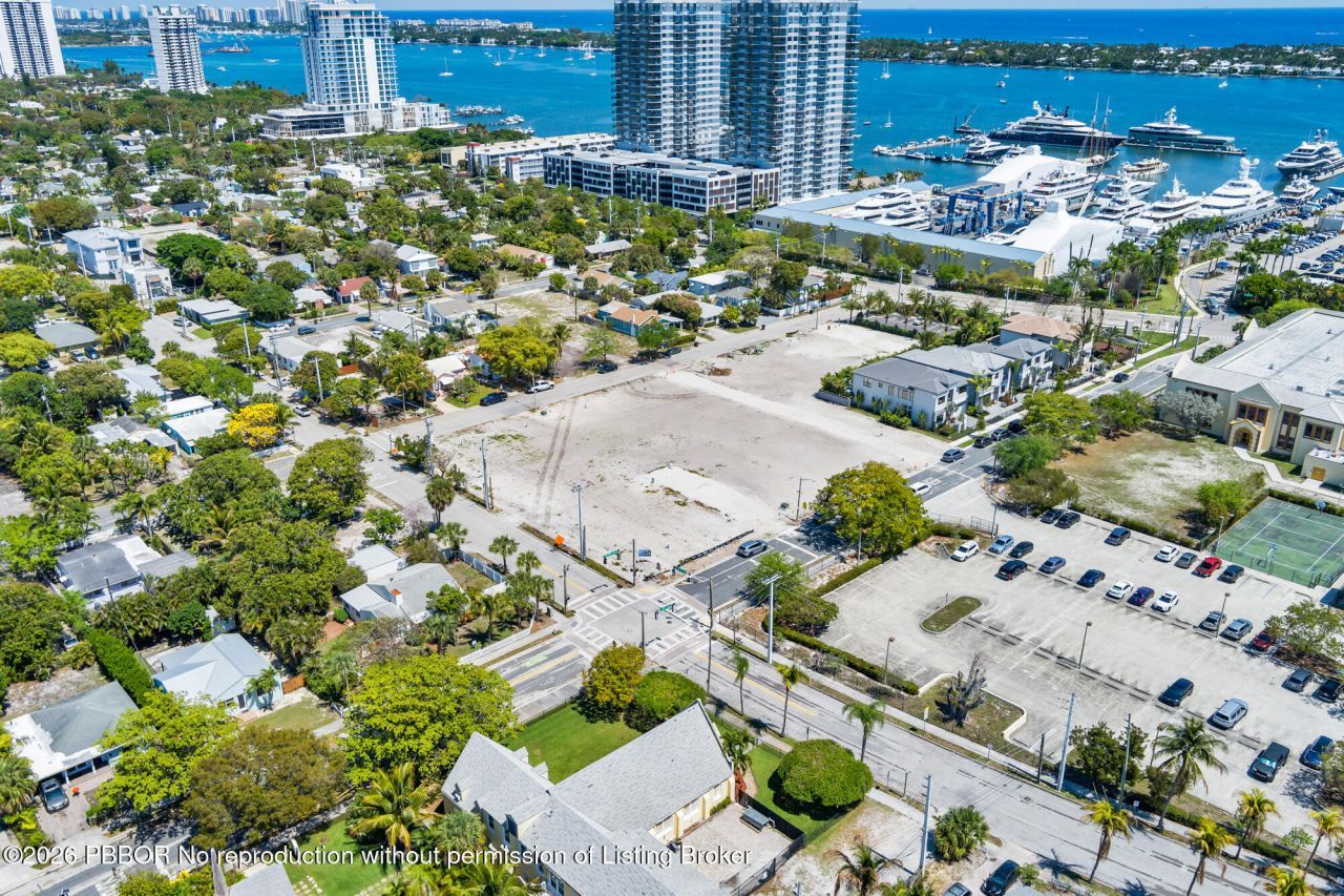 481 40th Street, West Palm Beach, FL 33407 Photo