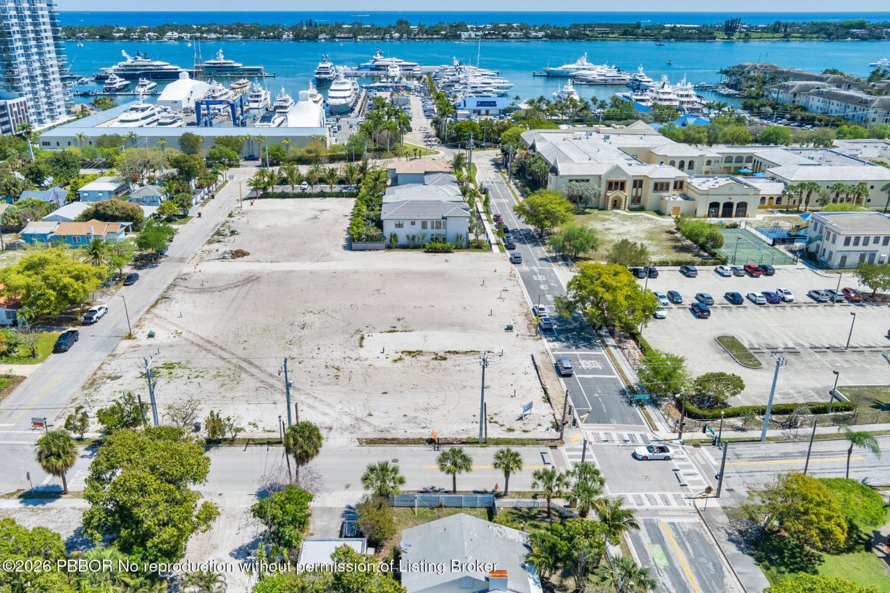 481 40th Street, West Palm Beach, FL 33407 Photo