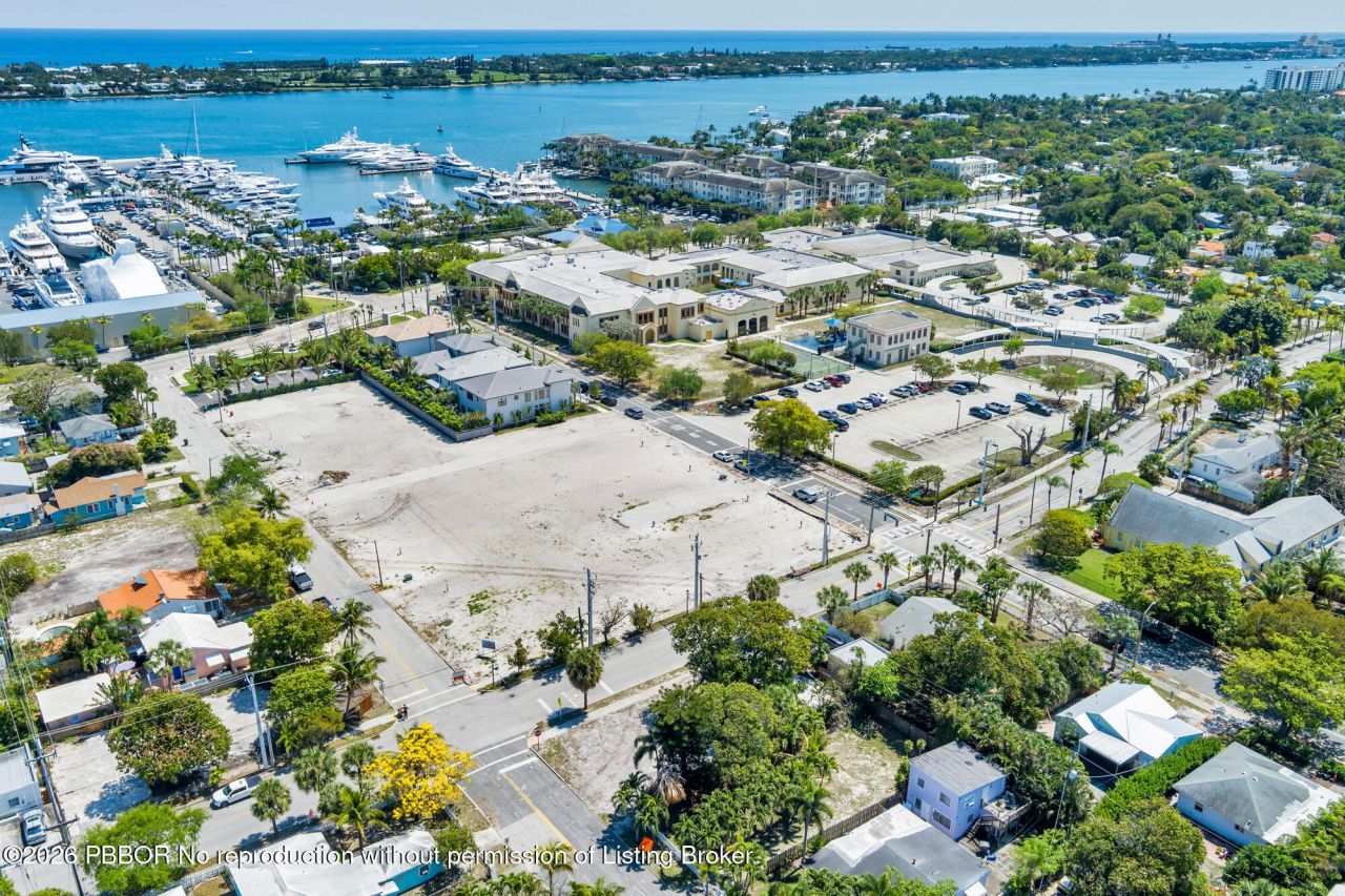 481 40th Street, West Palm Beach, FL 33407 Photo