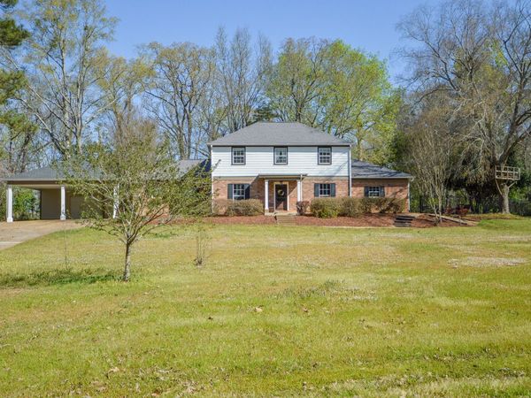 215 San Marcos Drive, Starkville, MS 39759