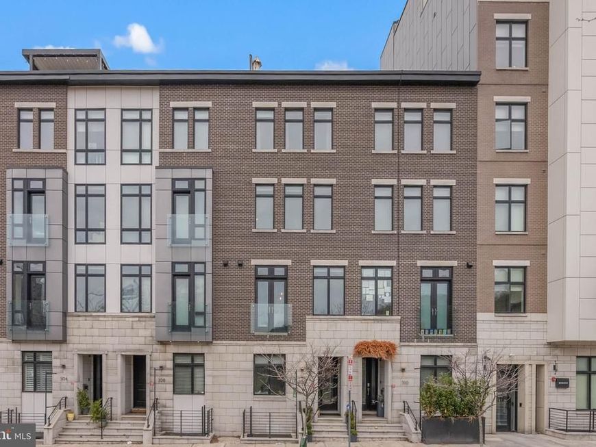 308 N 2nd Street, Philadelphia, PA 19106 Main Photo