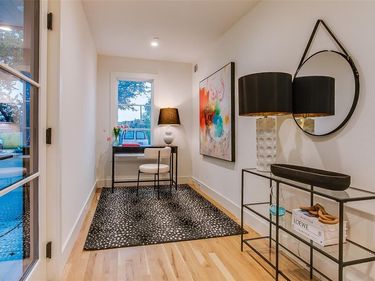 7207 Gaston Avenue, Unit 1006, Dallas, TX 75206