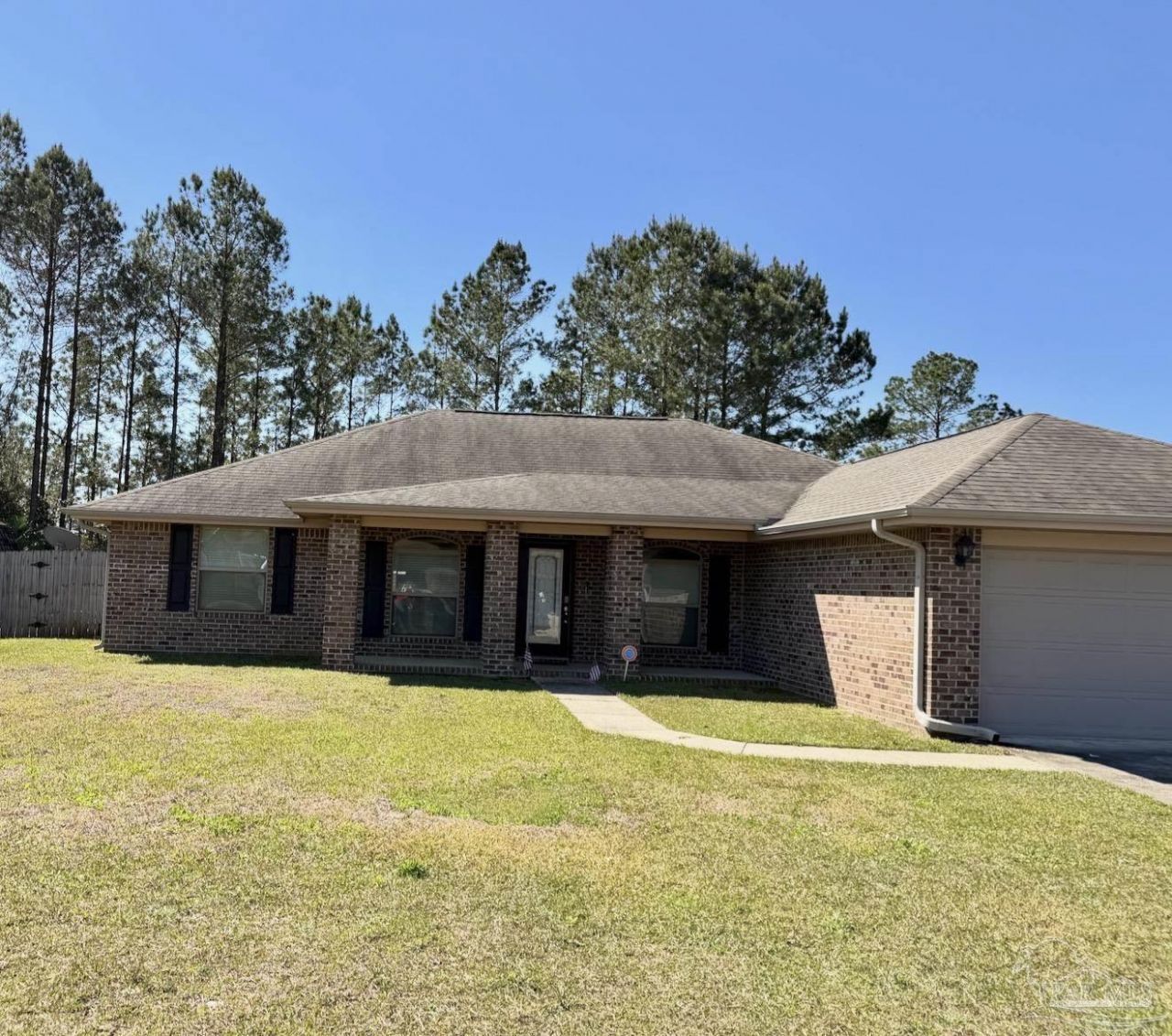1644 Twin Pines Cir, Cantonment, FL 32533 Main Photo