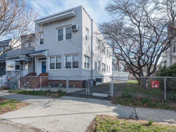 836 Edison Avenue, Bronx, NY 10465