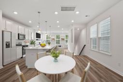 1931 Orangeburg Street photo 4