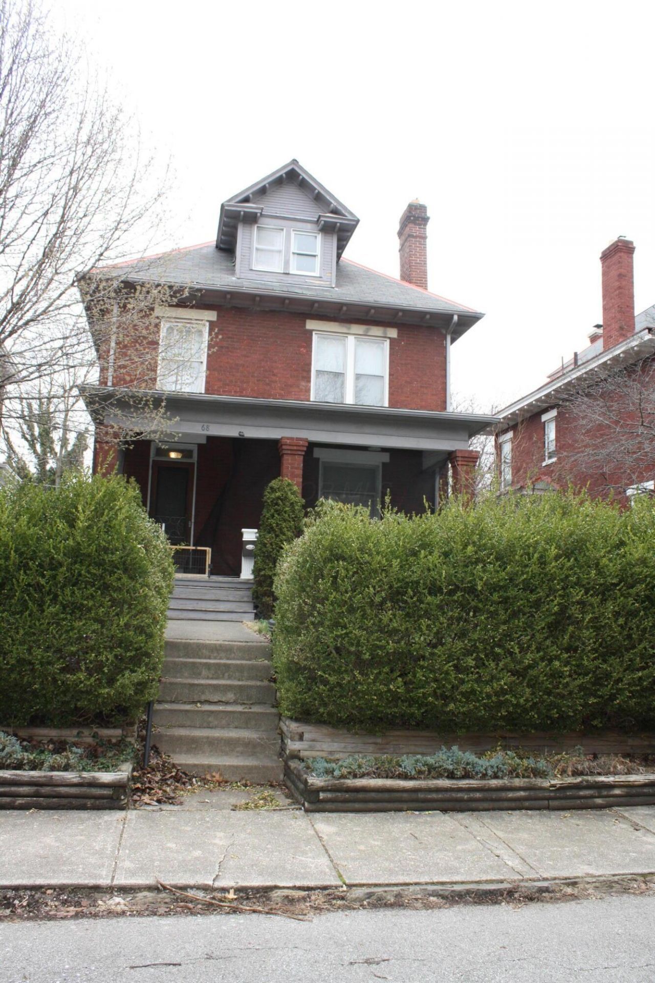 68 E Oakland Avenue , Columbus, OH 43201 Main Photo