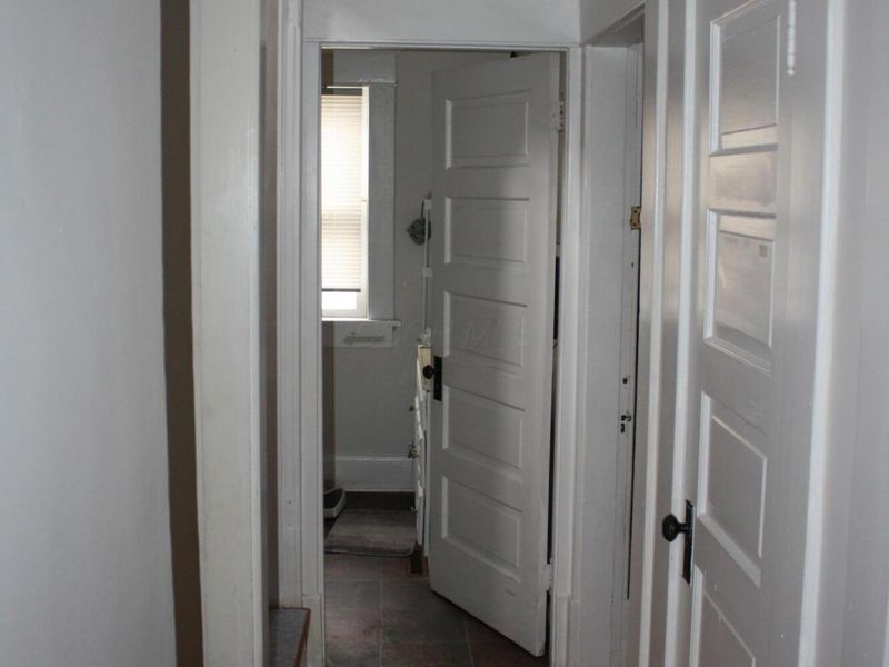 68 E Oakland Avenue , Columbus, OH 43201 Photo 9