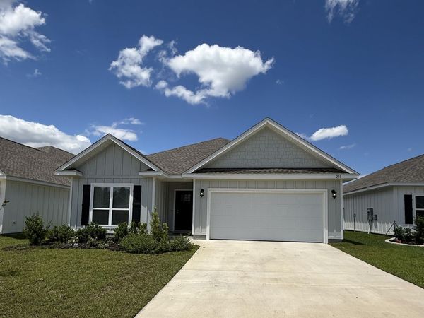 210 Lyla Lane, Crestview, FL 32539