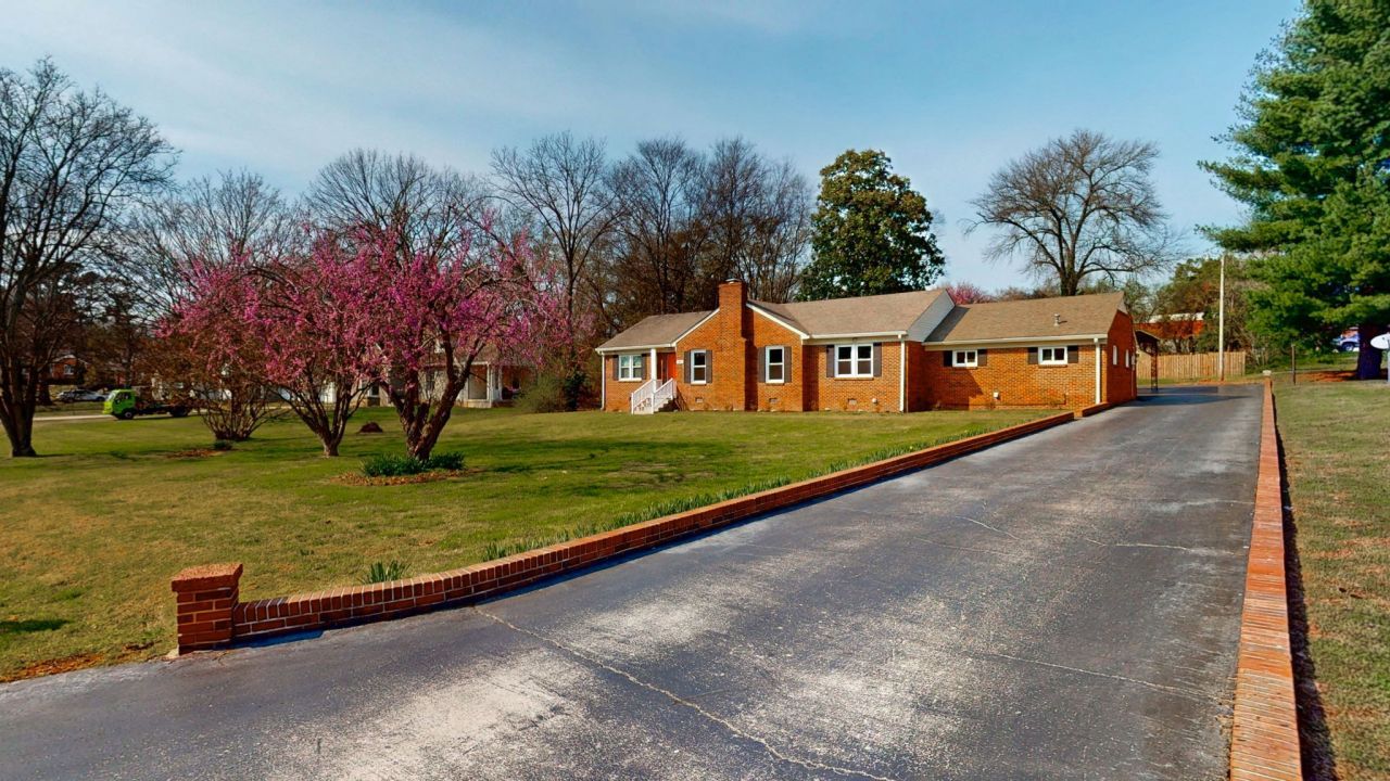 104 Park Cir, Columbia, TN 38401 Main Photo