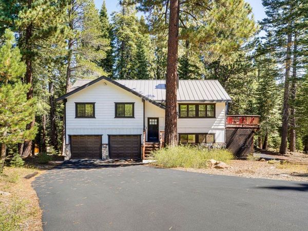 11495 Saint Bernard Drive, Truckee, CA 96161