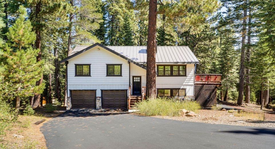 11495 Saint Bernard Drive, Truckee, CA 96161 Photo