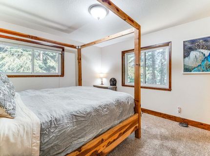 11495 Saint Bernard Drive, Truckee, CA 96161 Photo
