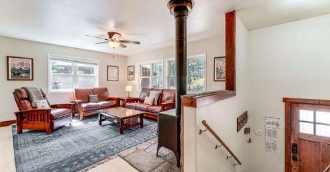 11495 Saint Bernard Drive, Truckee, CA 96161 Photo