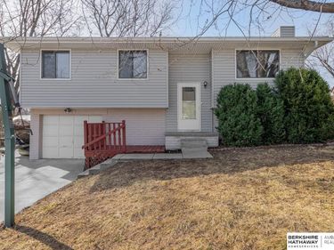 14007 Rose Lane Drive, Omaha, NE 68138