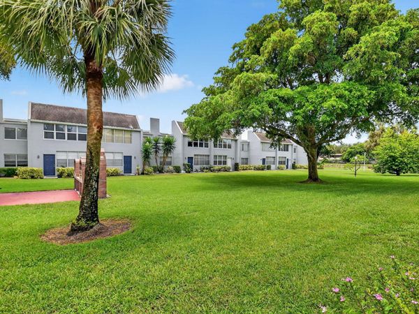 2340 SW 22nd Avenue, Unit 312, Delray Beach, FL 33445