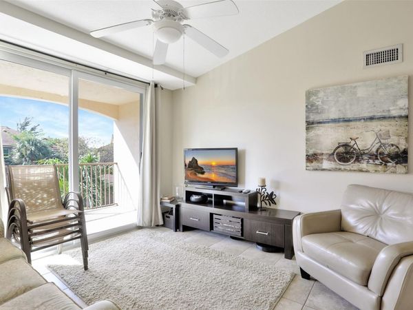 723 Villa Circle, Unit 723, Boynton Beach, FL 33435