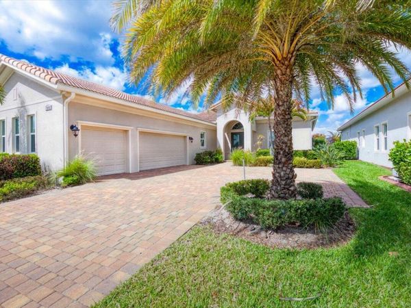 9116 SW Pepoli Way, Port St. Lucie, FL 34987