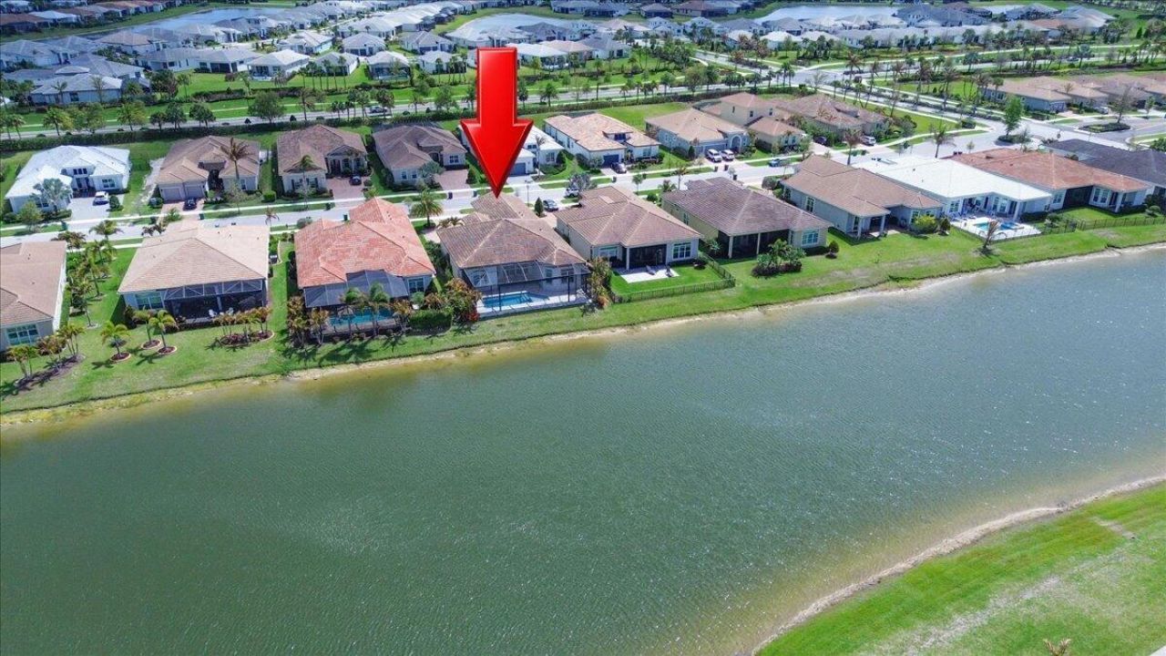 9116 SW Pepoli Way, Port Saint Lucie, FL 34987 Photo