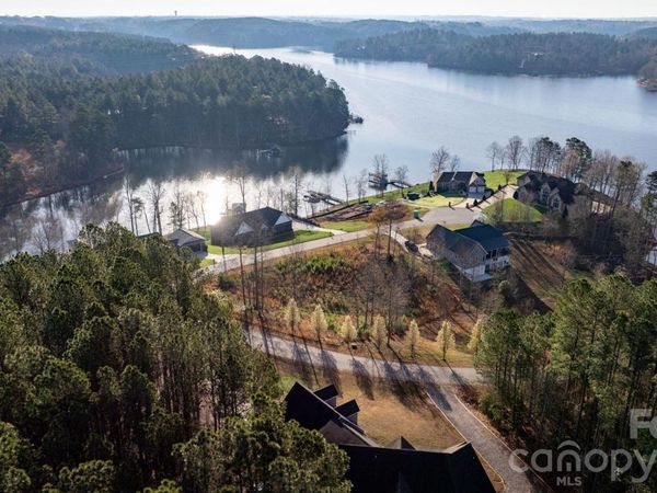 3043 Sams Way, Granite Falls, NC 28630