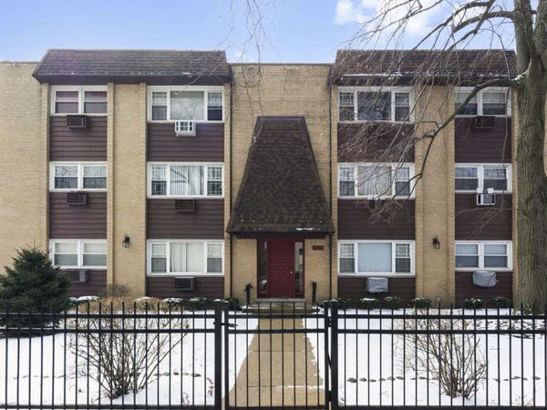 1627 W Touhy Avenue , Unit 306, Chicago, IL 60626