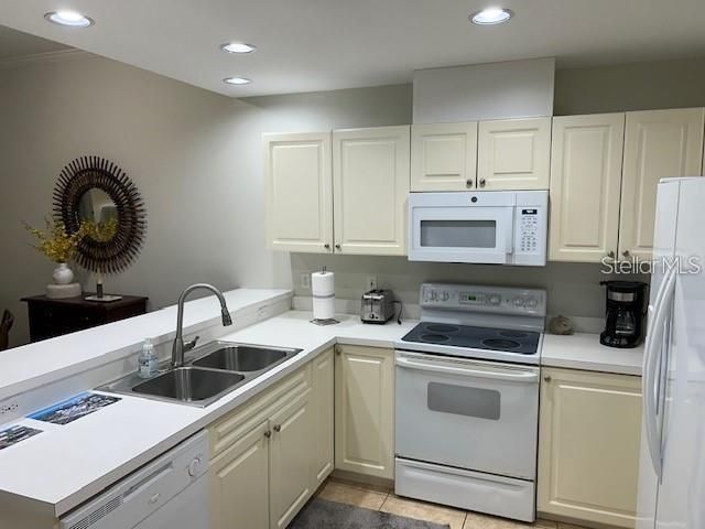 3604 54th Drive W, Unit 103, Bradenton, FL 34210 Photo
