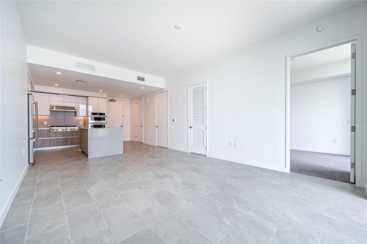 400 Central Avenue, Unit 1106, Saint Petersburg, FL 33701 Photo