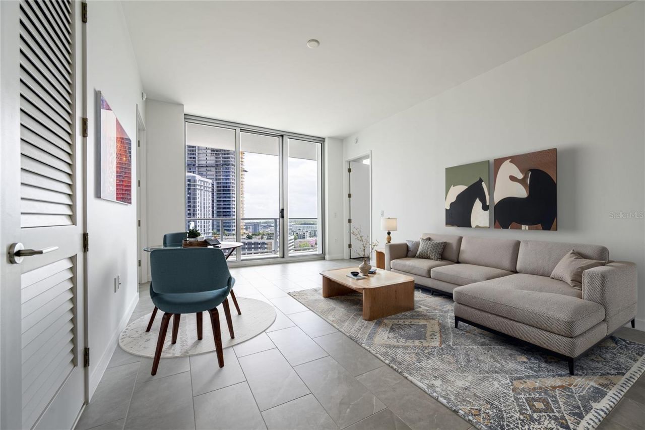 400 Central Avenue, Unit 1106, Saint Petersburg, FL 33701 Photo