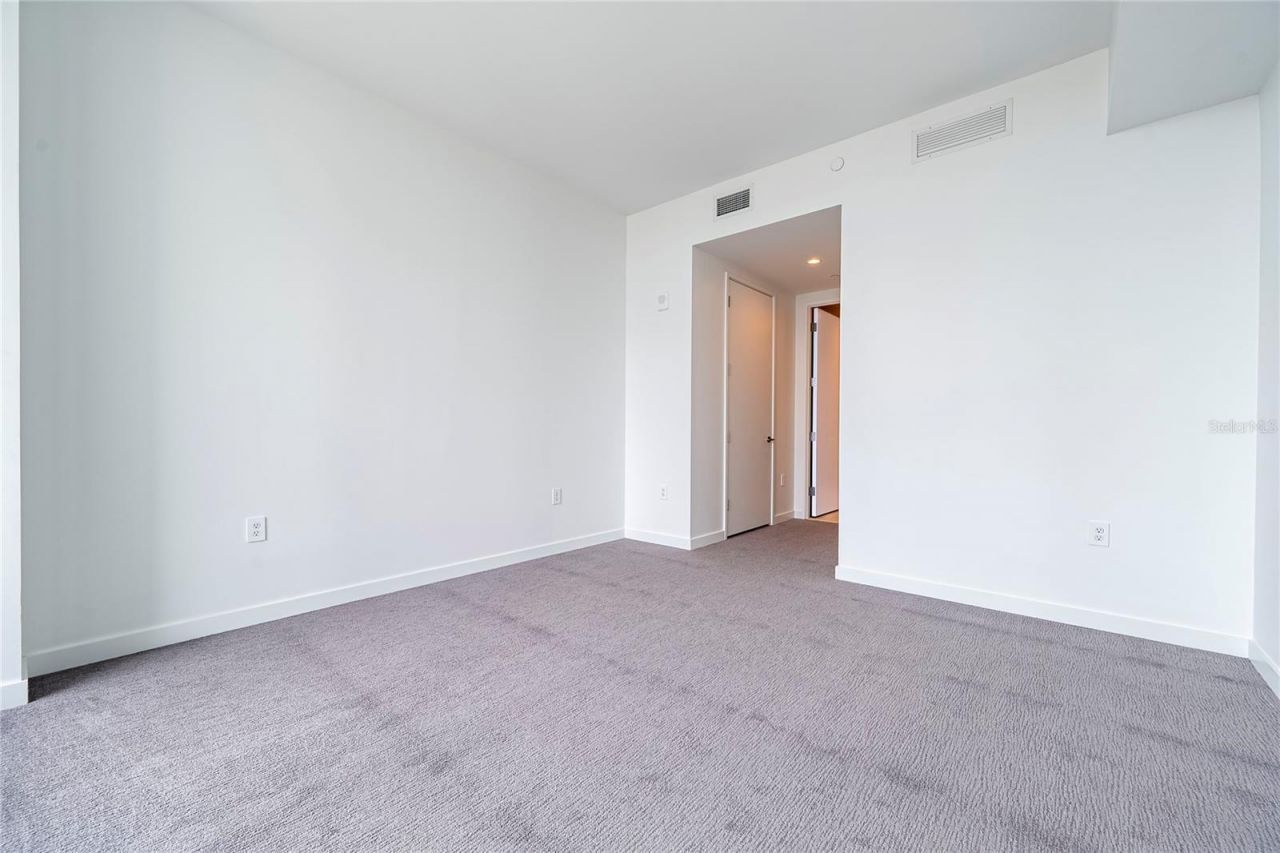 400 Central Avenue, Unit 1106, Saint Petersburg, FL 33701 Photo