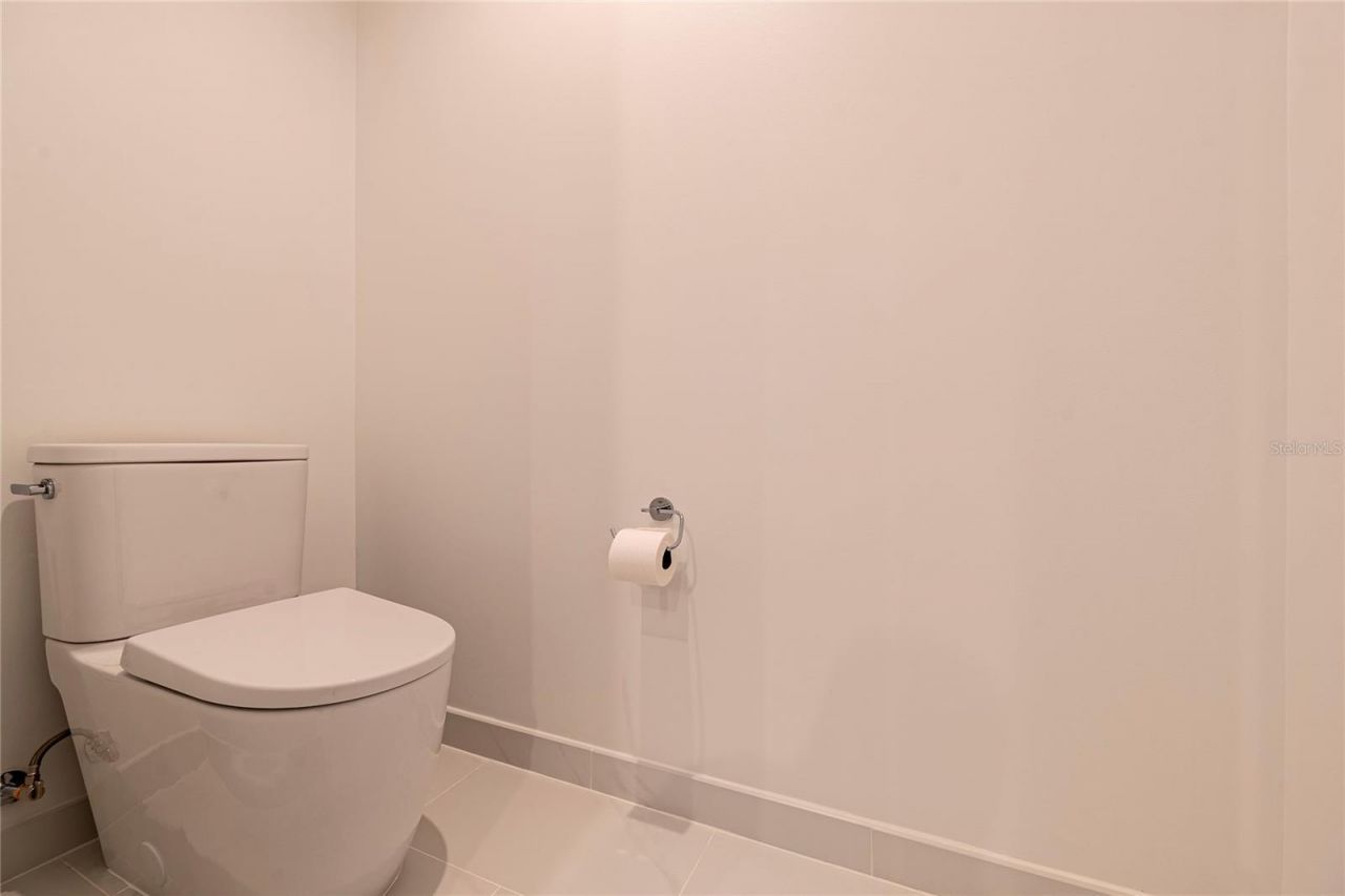 400 Central Avenue, Unit 1106, Saint Petersburg, FL 33701 Photo