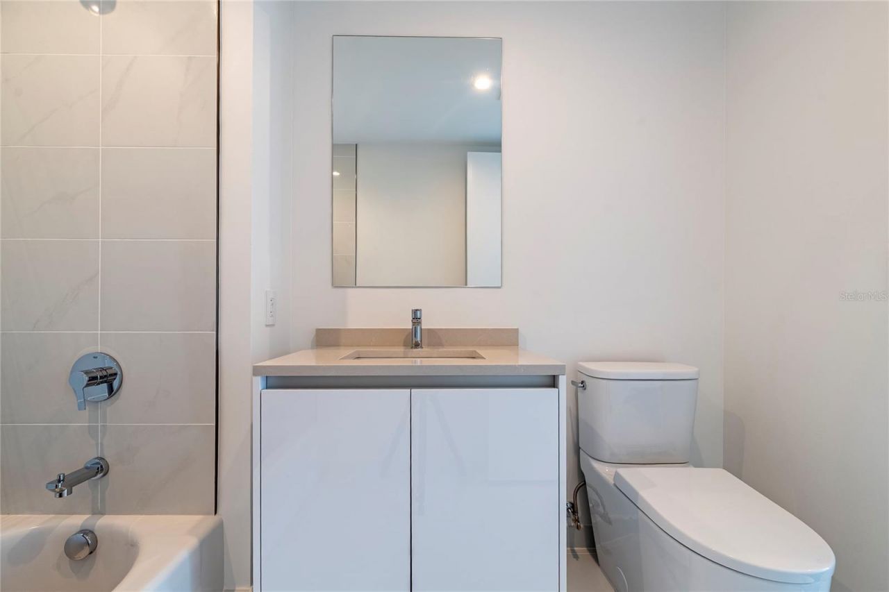 400 Central Avenue, Unit 1106, Saint Petersburg, FL 33701 Photo