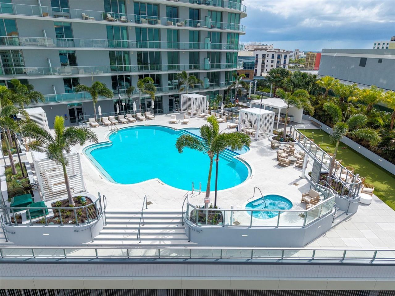 400 Central Avenue, Unit 1106, Saint Petersburg, FL 33701 Photo