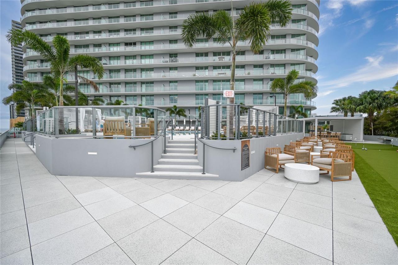 400 Central Avenue, Unit 1106, Saint Petersburg, FL 33701 Photo