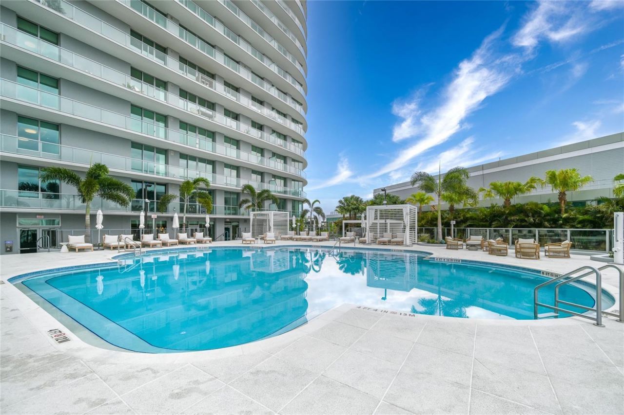 400 Central Avenue, Unit 1106, Saint Petersburg, FL 33701 Photo