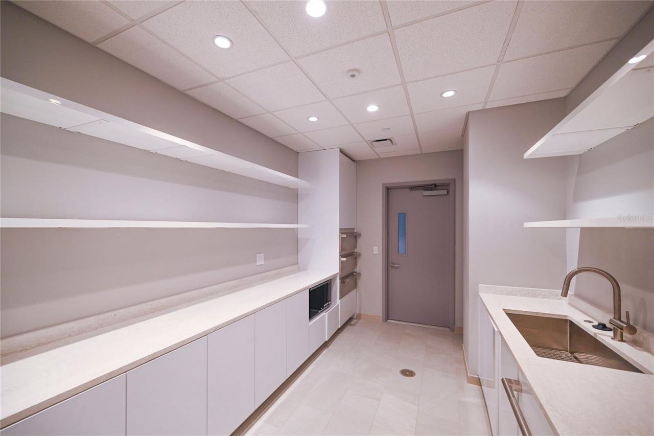 400 Central Avenue, Unit 1106, Saint Petersburg, FL 33701 Photo