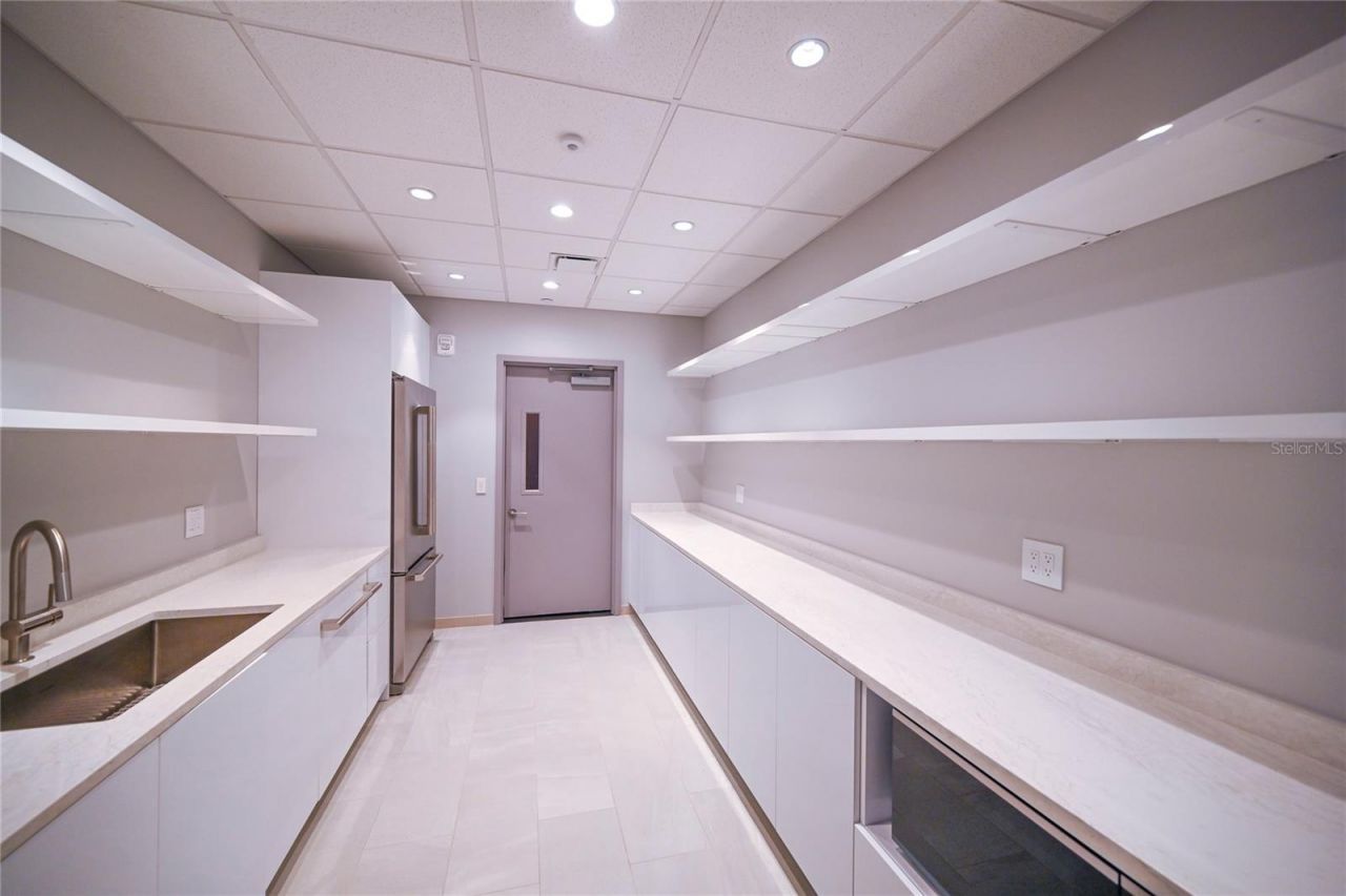 400 Central Avenue, Unit 1106, Saint Petersburg, FL 33701 Photo